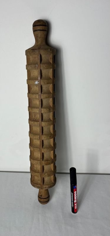 Palote Raviolero de Madera con Diseño Rústico