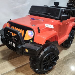 Jeep Eléctrico Infantil Recargable Doble Motor con Control Remoto - imagen 3