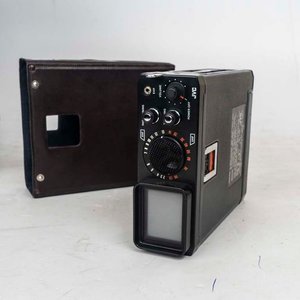 Radio y Televisor Portátil JVC con Transformador y Estuche - imagen 2