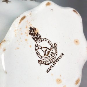 Plato Centro y Salsera con Tapa de Porcelana Inglesa Royal Marlborough - imagen 5