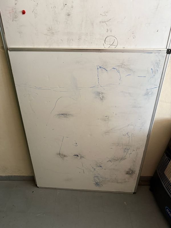 Item 890968 - Image 0