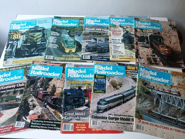 Colección de revistas sobre ferromodelismo del año 90 - imagen 2