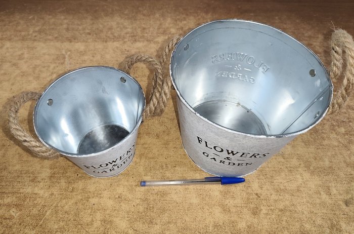 Set de maceteros/baldes vintage en latón nuevos - imagen 3
