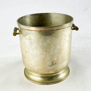 Lote anterior: Champagnera de Metal con Asas Laterales - Industria Argentina