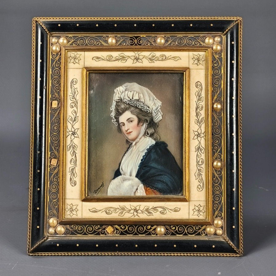 Miniatura pintada a mano por George Romney, retrato femenino con vestimenta de época - imagen 2