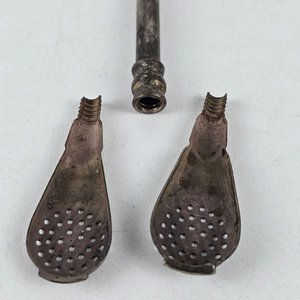 Bombilla Criolla de Plata Antigua con Diseño de Mano - imagen 5