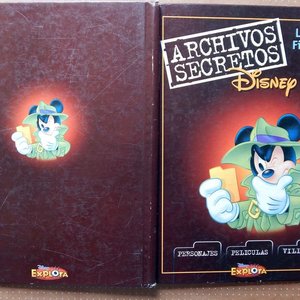 Lote anterior: Libro de Figuritas Archivos Secretos Disney - Personajes, Películas, Villanos (1999)