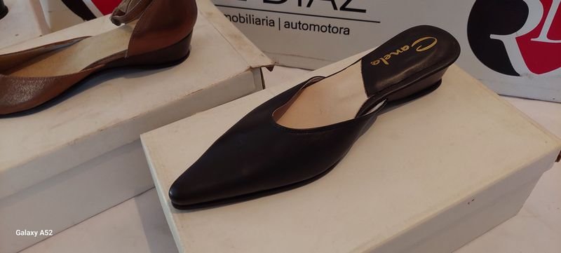 Zapatos de tacón alto en cuero - imagen 2