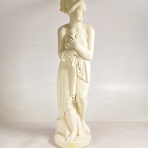 Lote siguiente: Escultura de Jardín Estilo Romano "Dama" en PVC, 85 cm