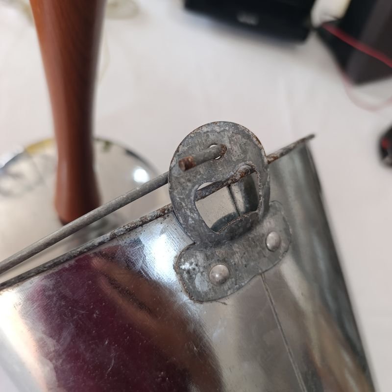 Lámpara Artemide Arcadia y balde hielera con Corona - imagen 3