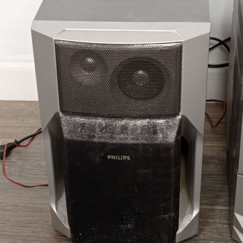 Equipo de música Philips con doble cassette y CD - imagen 3