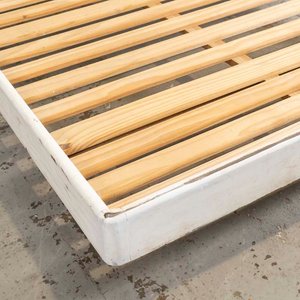 Cama de Dos Plazas Laqueada Blanca con Detalles - imagen 2