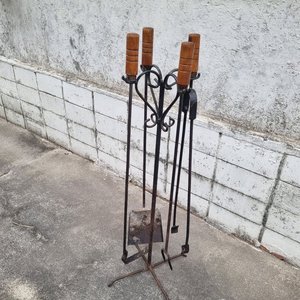 Lote siguiente: Juego de Accesorios para Estufa a Leña de Hierro Forjado