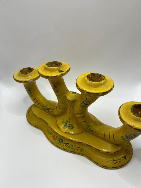 Candelabro Vintage con Diseños Florales - imagen 2