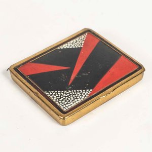 Lote siguiente: Cigarrera Art Deco Metálica Pintada Dorada