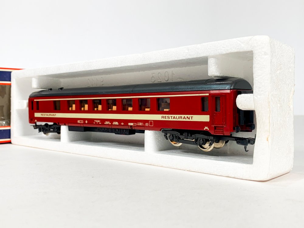 Vagón de tren modelo Lima, color rojo y gris - imagen 2