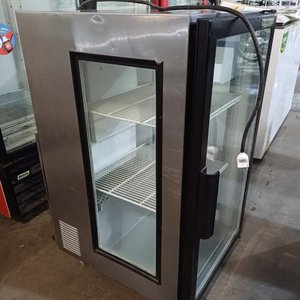 Heladera Vertical Acero Inoxidable Una Puerta Beverage-Air Made in USA - imagen 3