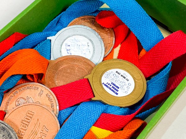 Medallas deportivas diferentes para coleccionistas - imagen 3