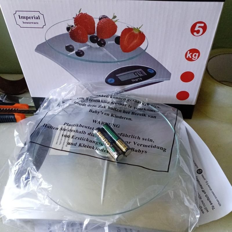 Balanza digital de cocina con pantalla LCD y función de tara - imagen 1