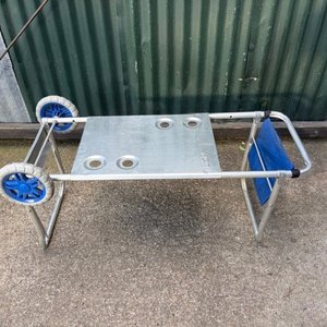 Lote siguiente: Carrito de Playa Plegable con Ruedas