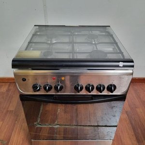 Cocina a Gas y Eléctrica Acero Inoxidable con Horno y 4 Hornallas - imagen 2