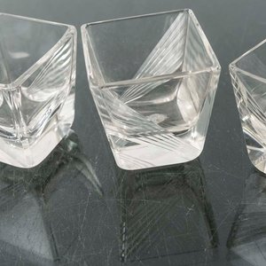 Set de 4 Vasitos de Cristal Tallado - imagen 2