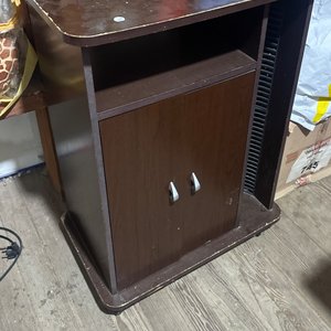 Lote anterior: Rack de madera marrón para TV o equipo de audio