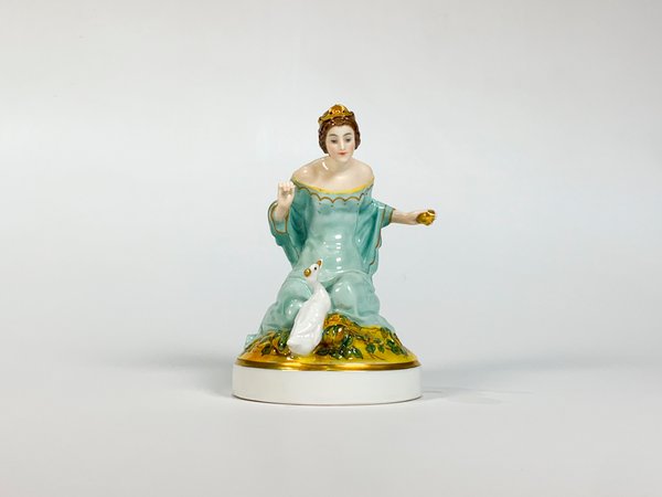 Figura de Porcelana Bavaria Dama con Cisne, Vestido Verde - imagen 1
