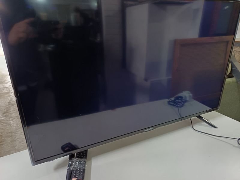 Televisor Smart Panavox 43 Pulgadas UHD HDR
