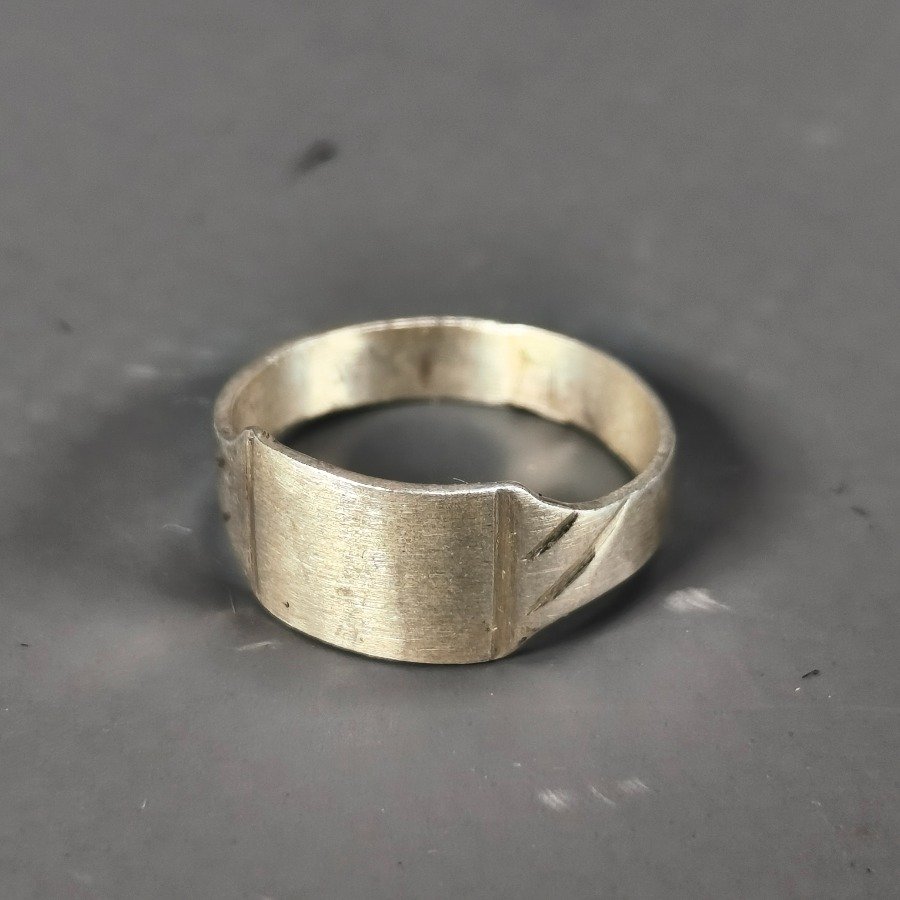 Item 16301 - Image 6