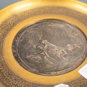 Par de Centros de Bronce con Escenas Románticas - 22 cm - imagen 2