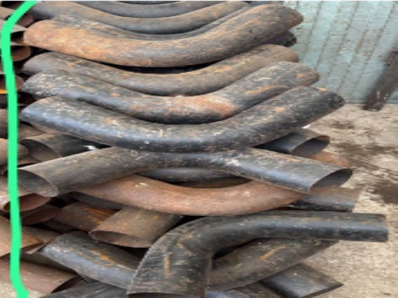 Lote de 50 Curvas de Hierro para Construcción