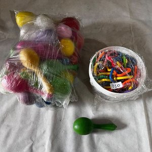 Lote anterior: Lote de Maracas, Sonajeros y Argollas de Plástico Multicolor