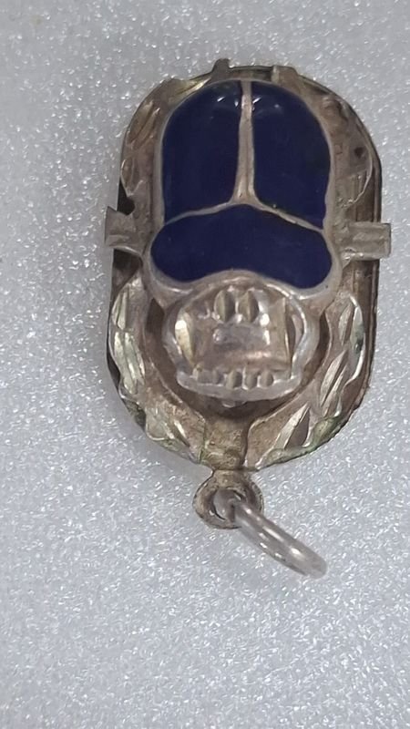 Escarabajo Antiguo de Plata con Esmalte Azul