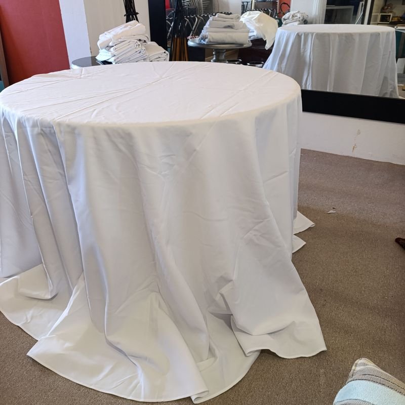 Manteles blancos redondos grandes para decoración