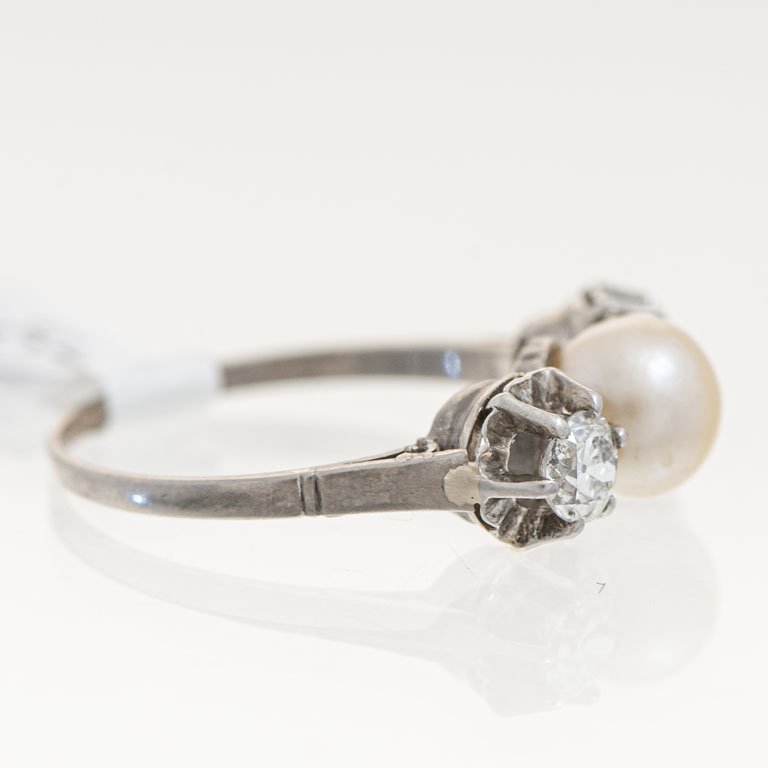 Anillo de Oro con Perla y Diamantes - imagen 2