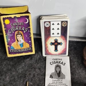 Lote de Cartas Lenormand, Cigarrera y Revolvedores de Cristal - imagen 2