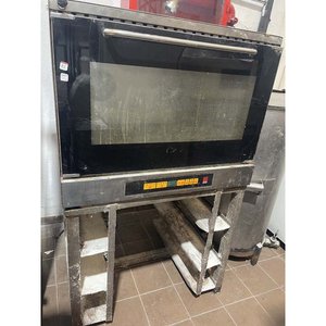 Lote siguiente: Horno Industrial Profesional con Base Metálica