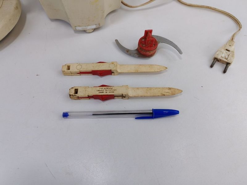 Electrodoméstico multifuncional licuadora y procesadora en buen estado - imagen 3