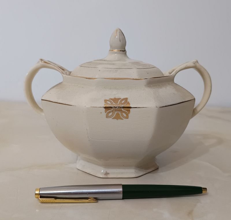 Azucarero de Loza INGLESA Thomas Hughes & Son (con tapa) - Porcelana blanca con diseño floral - imagen 1