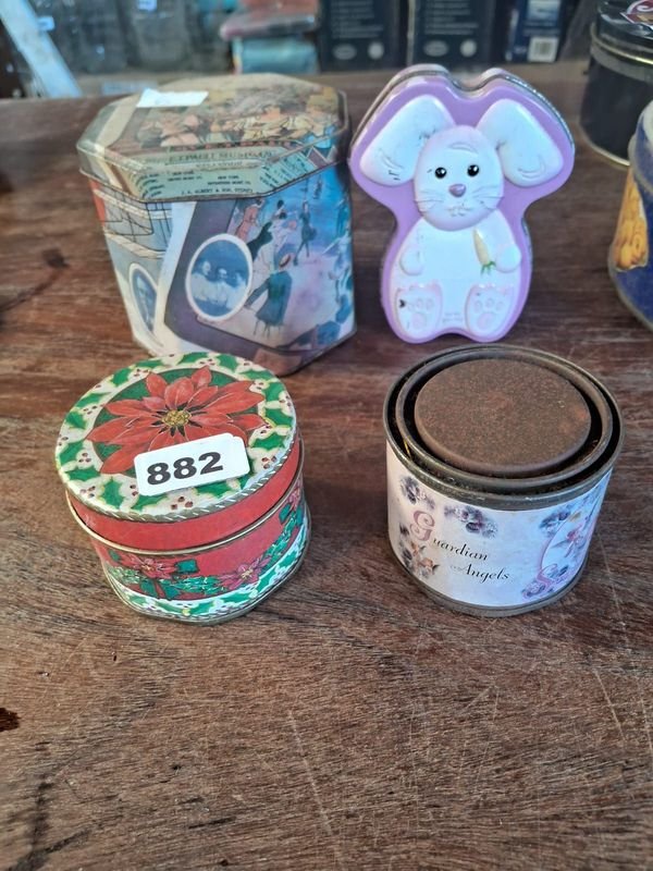 Lote siguiente: Colección de Tinas Decorativas
