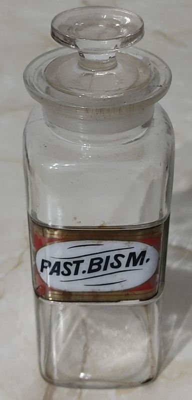 Antiguo frasco de vidrio hialino de farmacia con etiqueta y tapón - imagen 2