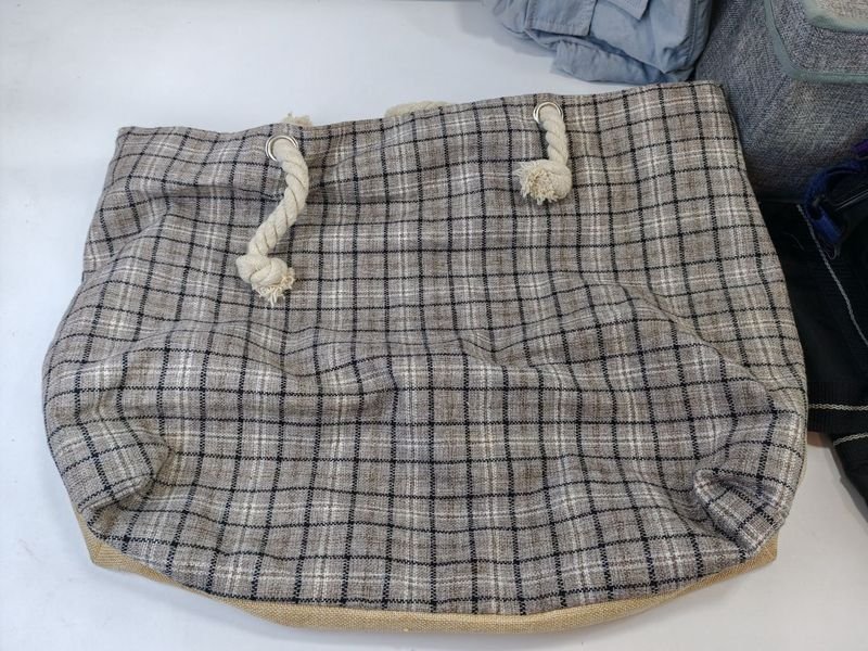 Item 876728 - Image 4