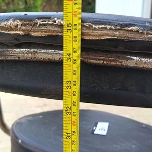 Dos Sillas de Oficina y Taburete con Detalles – Se Vende a la Vista - imagen 11
