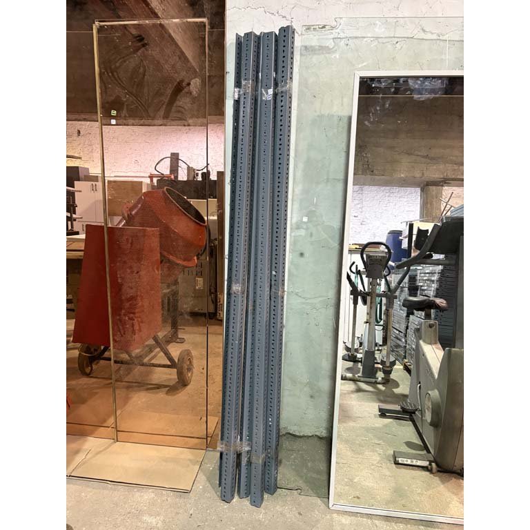 Item 2109378 - Image 0