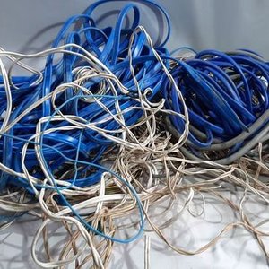 Lote de Cables Eléctricos de Diferentes Calibres y Colores - imagen 1