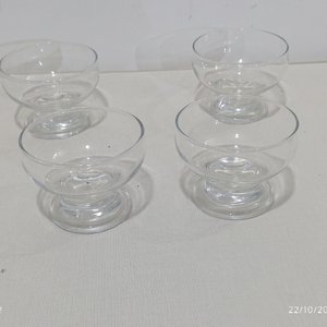 Jarra, Fuente Circular y 4 Compoteras de Vidrio Transparente - imagen 4