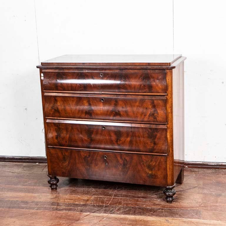 Item 2098415 - Image 0