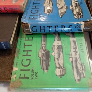 Colección "War Planes of the Second World War" - 7 Libros Tapa Dura (Vol. 1-6 y 9) - imagen 6