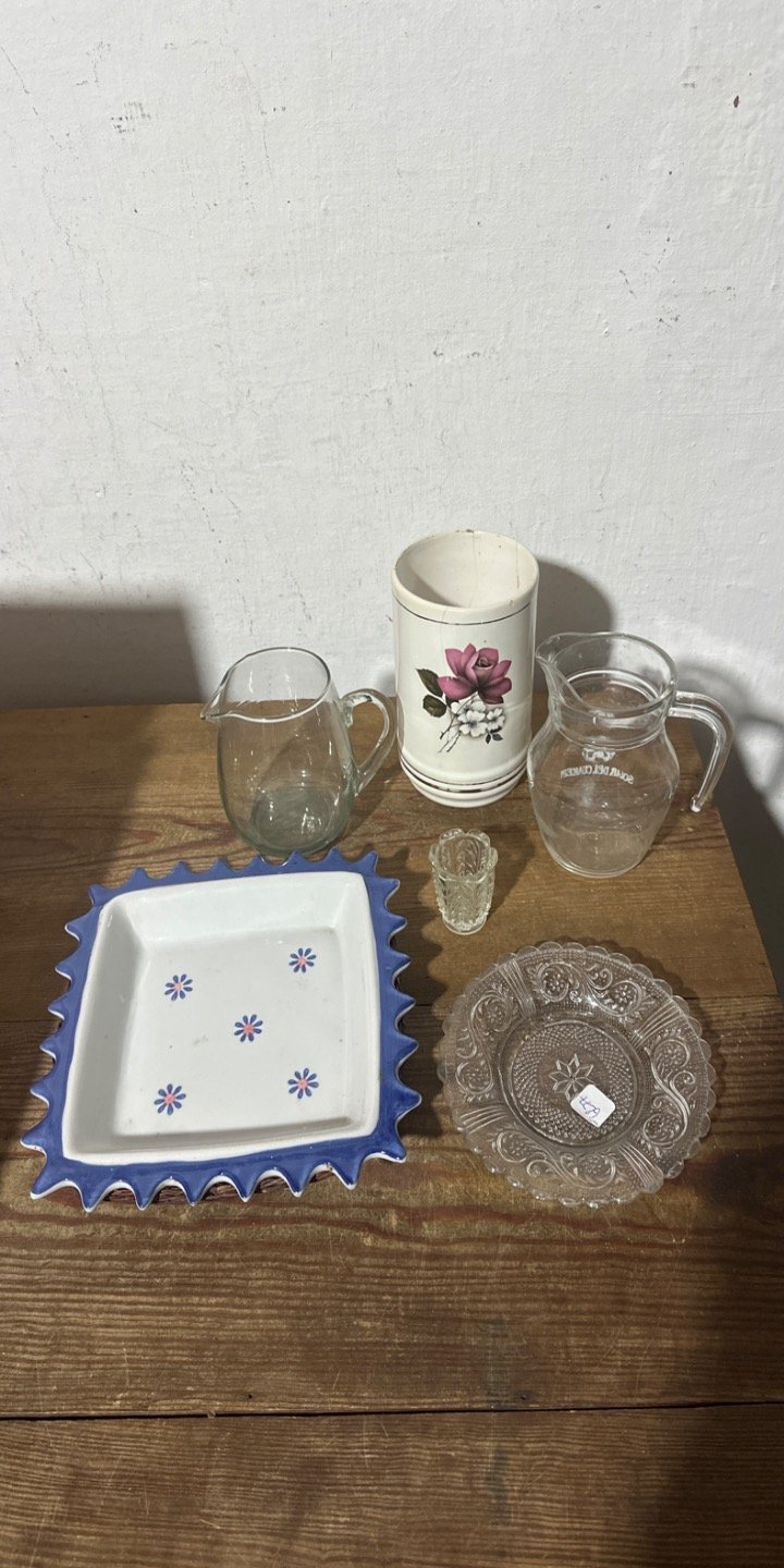 Juego de Jarra de Vidrio y Plato Cuadrado con Decoración Floral